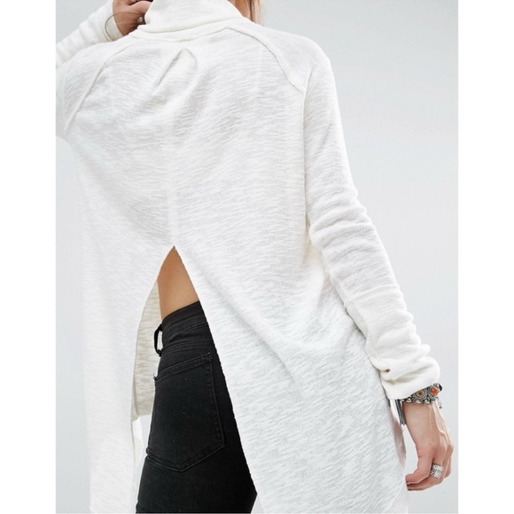 Free Peoplele Turtleneck Long Sleeve Sweater Raw Hem Split White Small Cream - Picture 2 of 13